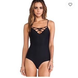 Issa de mar Sao Paolo one piece